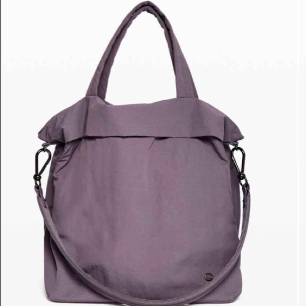 NWT On My Level Tote Large Graphite Purple